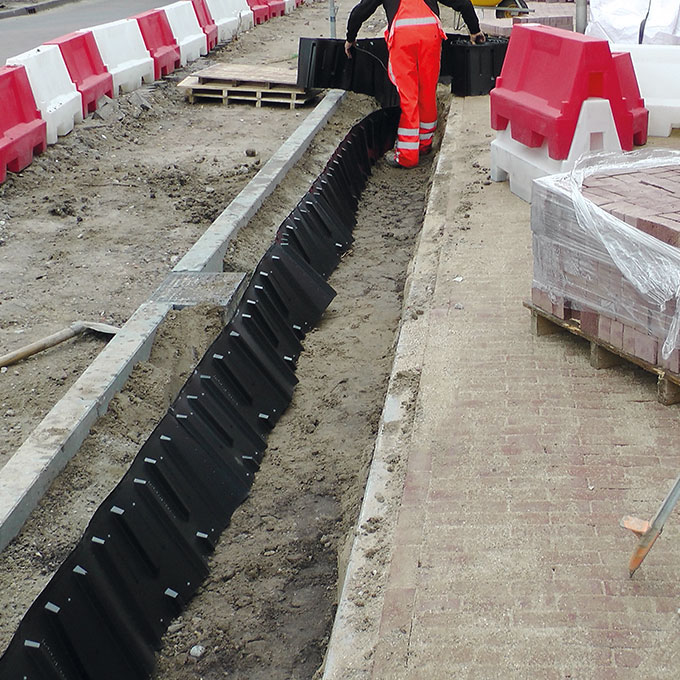 Wurzelführungsbahn ROLLRIB® 45 cm hoch, Rolle à 21 m