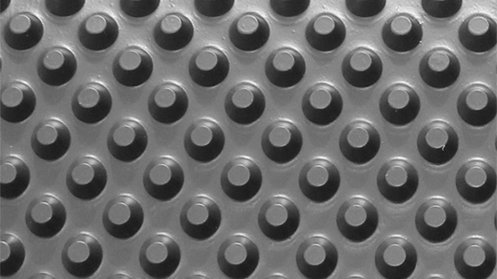 Noppenbahn, 20 m lang, 50 cm breit