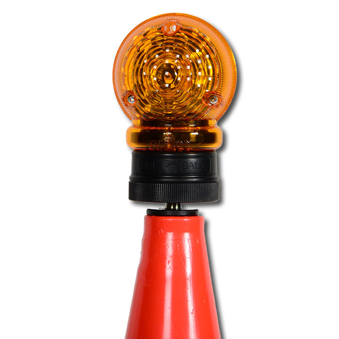 210.145_Verkehrskegel-Adapter für TRIOPAN Fireball 210.140