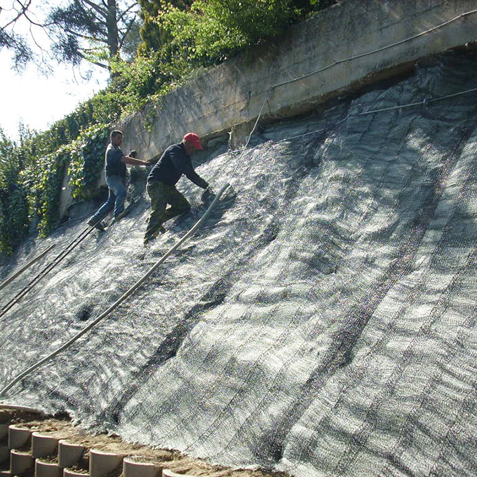 Géo-natte contre l’érosion pré-semée 400 g/m2, largeur 205 cm breit, rouleau de 50 m