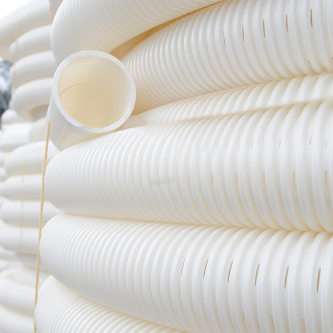 Tube drain perforé couleur blanc, DN 80, rouleau de 50 m