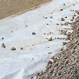 [137.660] Non-tissé de séparation GEO 150, longueur 100 m, largeur 200 cm