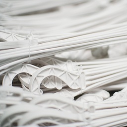 [233.512.3] Attache de rechange pour suspension pour plantes ROYAL 20 cm bleu